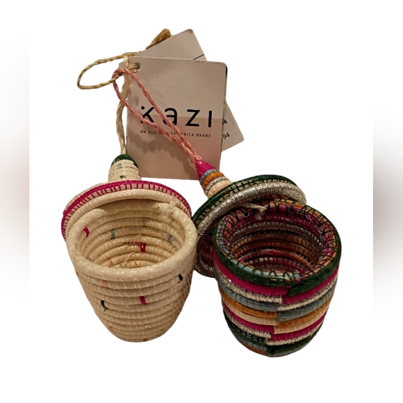 Handwoven Basket Ornaments - Picture 2 of 3